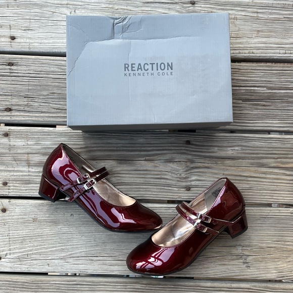 Kenneth Cole shoes - Picture 1 of 7